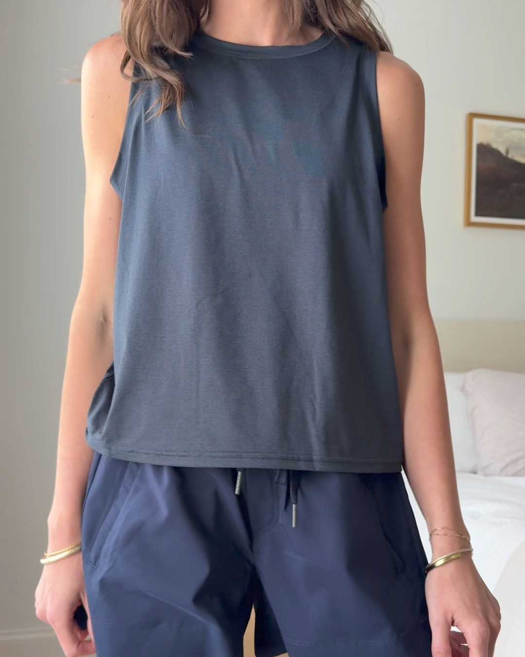 flowknit-breeze-high-neck-tank-heather-deep-navy-4x5-thumbnail.jpg